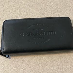 Coach leather zip around wallet pre owned
